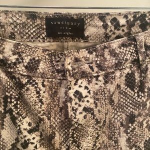 NWOT Nordstrom Sanctuary snakeskin jeans- 16w